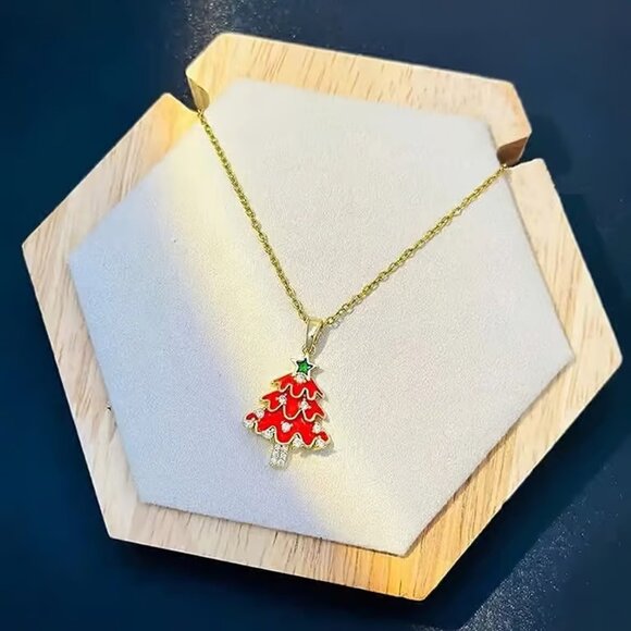 Gold Red CHRISTMAS TREE Pendant Necklace - Picture 2 of 4